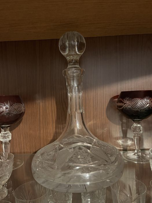 Krysztalowa karafka z korkiem PRL