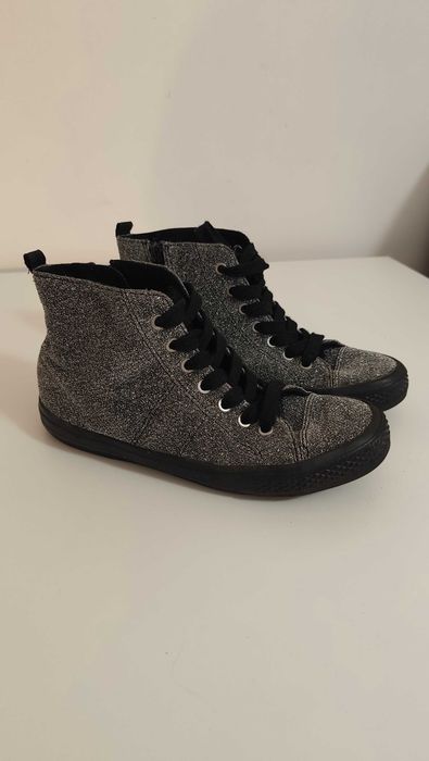 Srebrne buty Next