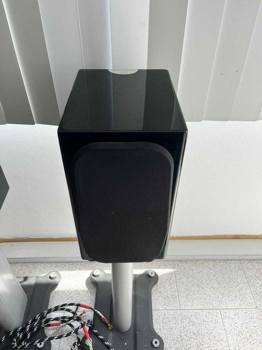 Colunas Monitor Audio GS10 + Suportes