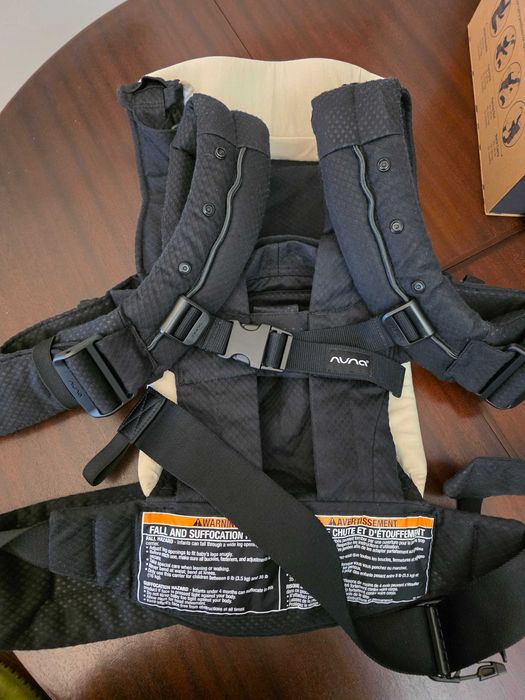 Marsupio Nuna Cudl Versao Clik Passeio Bebe Crianca