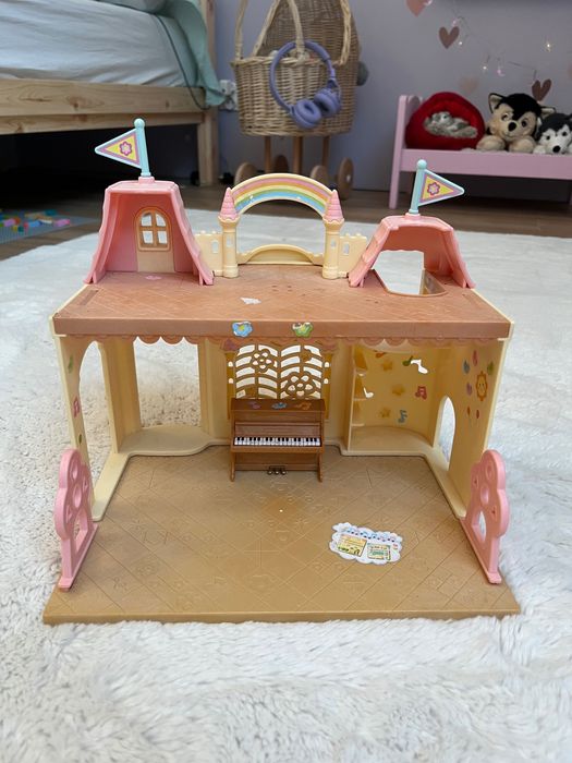 Sylvanian Families Baby Castle Nursery