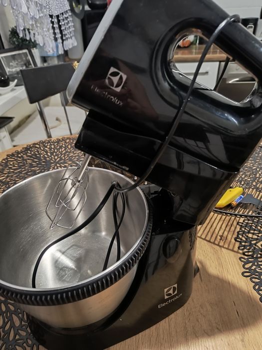 Mikser z misą Elektrolux