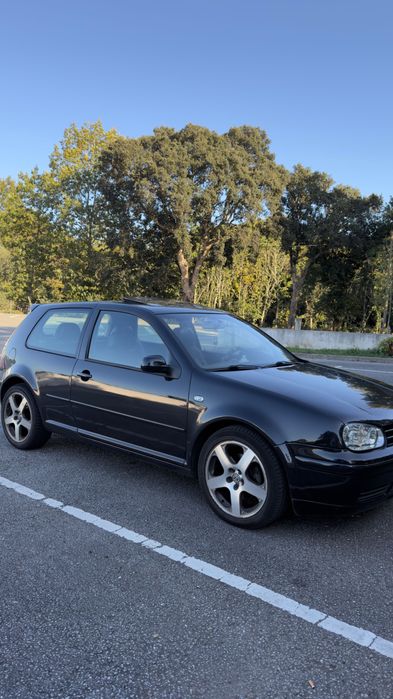 VW Golf IV 1.9 TDI 115cv Highline | 3 Portas | Teto de Abrir | Jantes 17