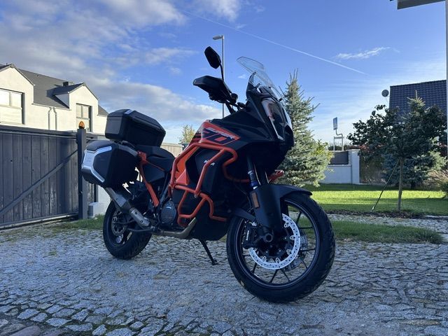 KTM