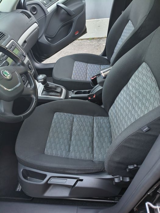 Шкода октавия А5 2.0 tdi dsg, 4x4!