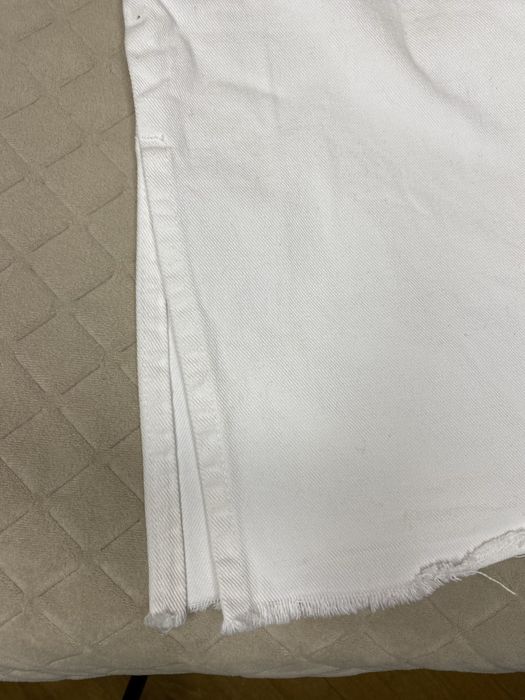 штани білі bershka