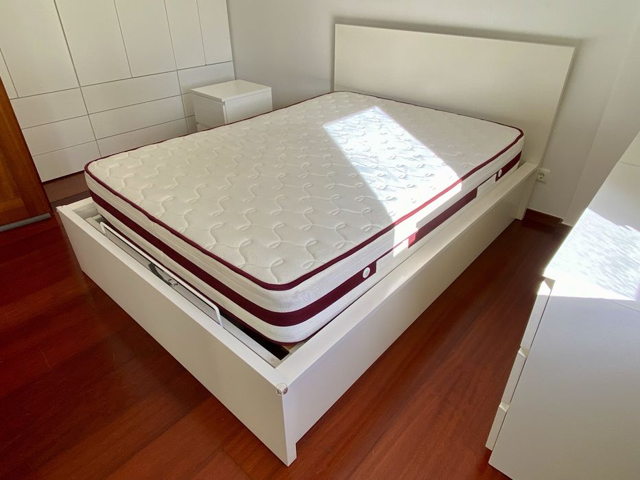 Cama + Colchão MALM IKEA 140x200 com arrumação