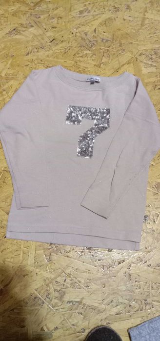 продам кофточки на дівчинку на зріст 128-134 см на 8-9 років