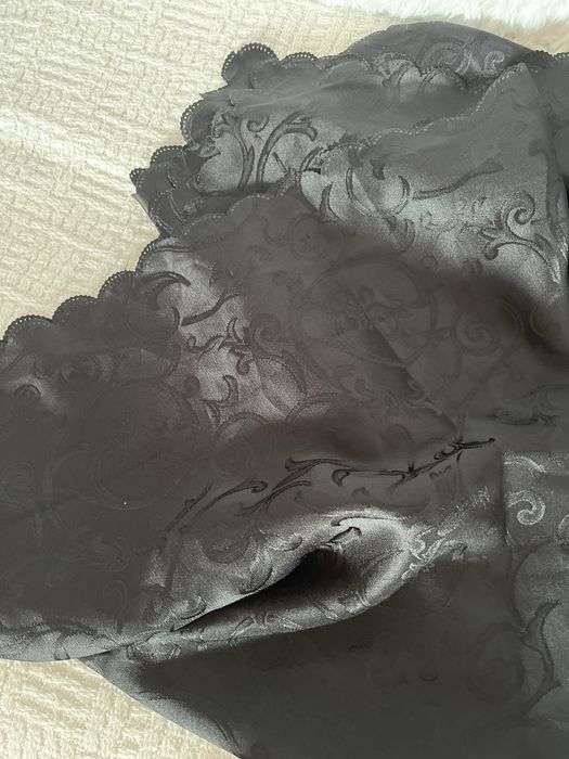 Czarny obrus prostokatny