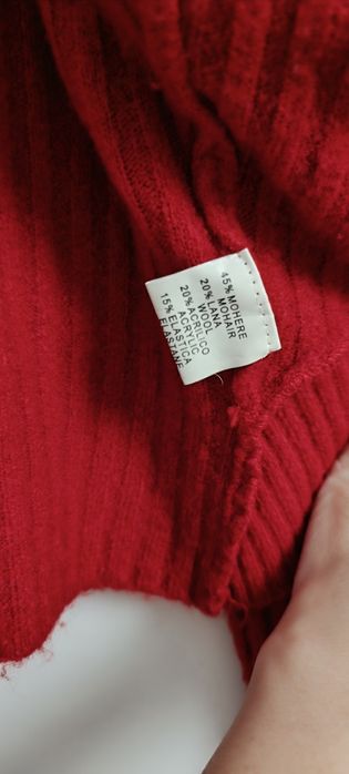 Bolero vermelho tamanho S. Sem botões. Usado