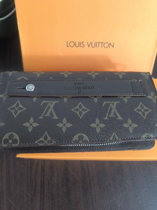 Duży Portfel LV..