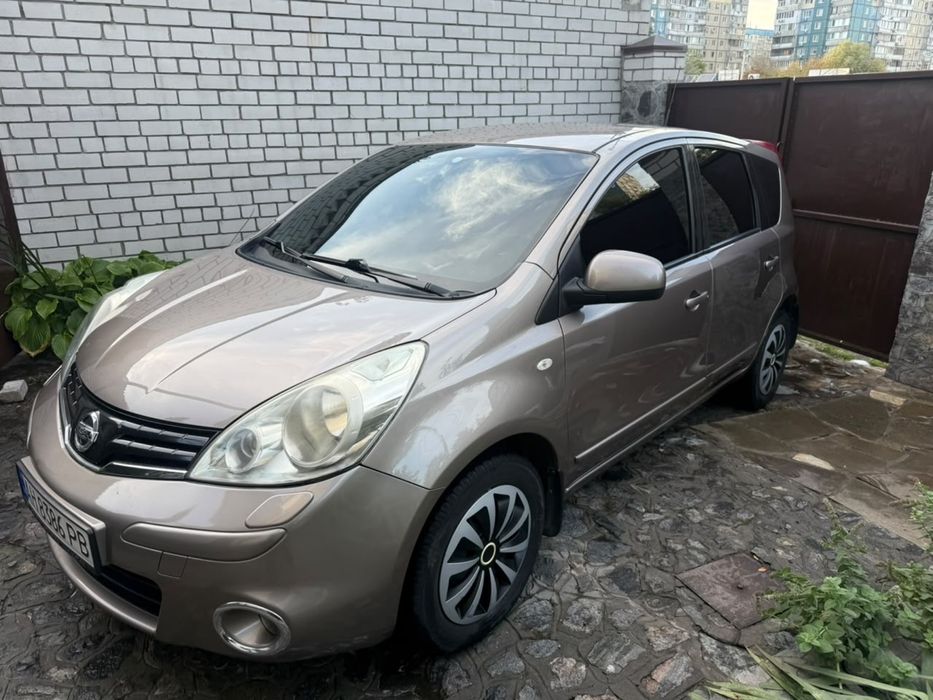 Продам Nissan note