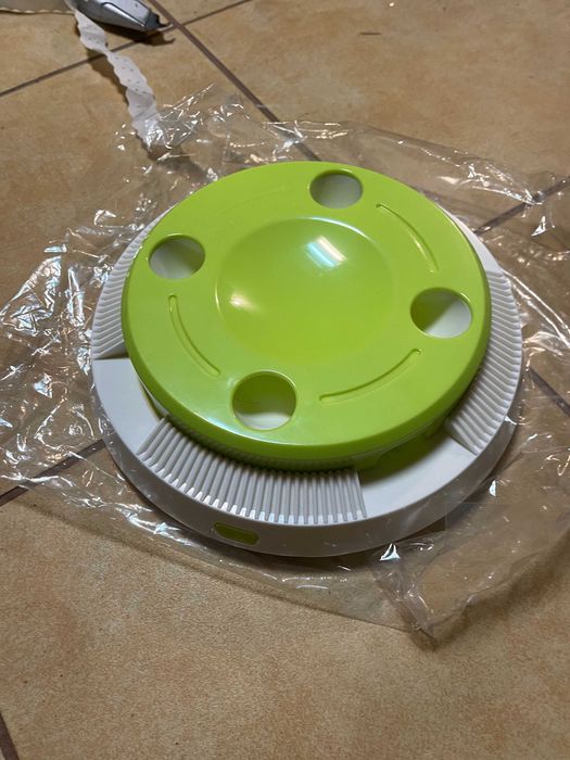 Interaktywna zabawka dla kota