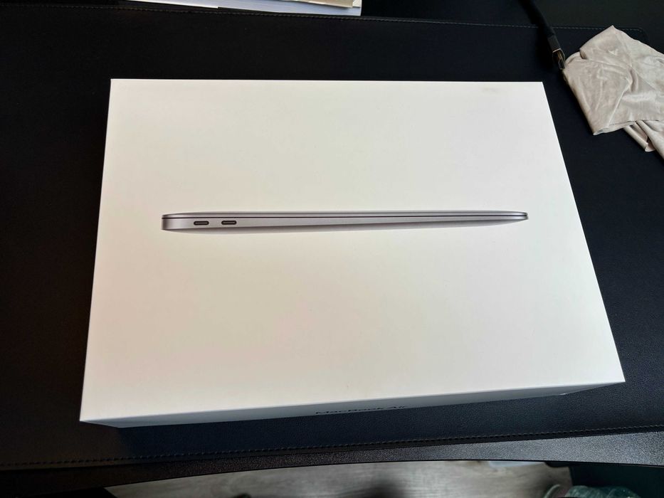 MacBook Air 13” M1 (A2337) – Idealny • Folia ekran • Gratis HUB USB-C!