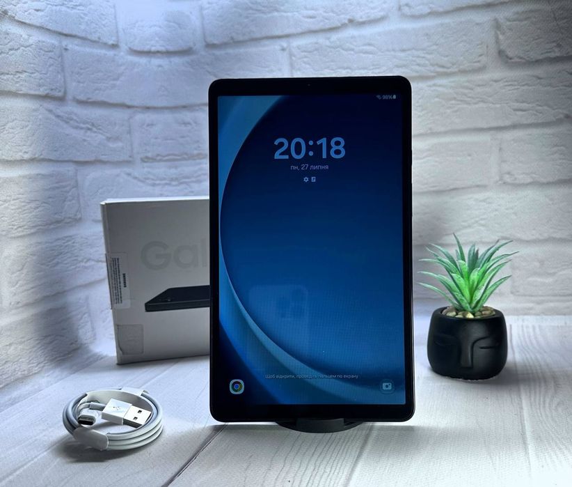 Продам планшет  Samsung TAB A9 WiFi  8/128Gb  в гарному стані