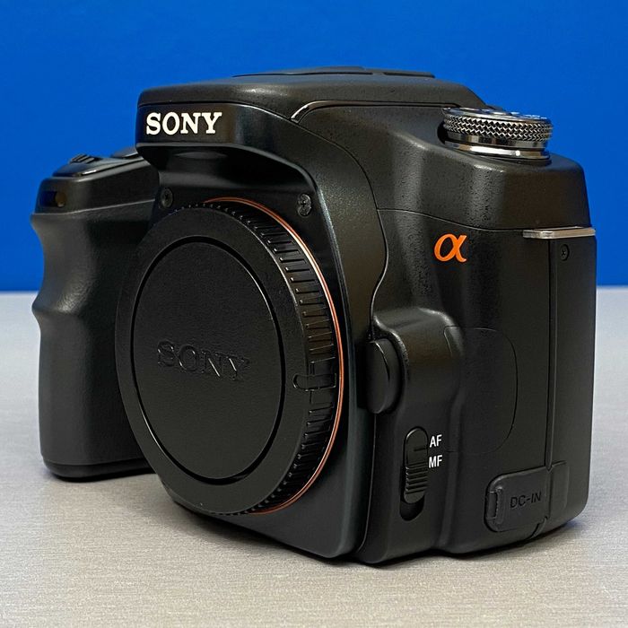Sony Alpha A100 (Corpo) - 10.2MP