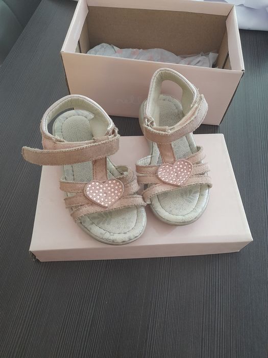 Sandały dziewczynka ccc rozmiar 26