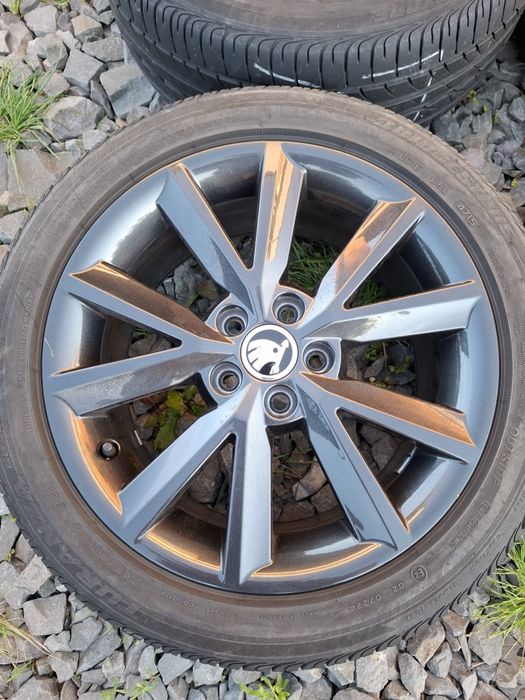 Диски 5×100 шкода фабія 3 з літньою резиною r16