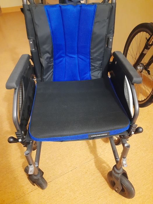 Wózek inwalidzki Vermeiren D200P. Nowy.