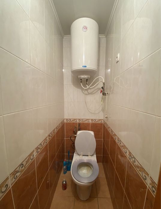 Вільна! Кімната Дівчатам/Жінкам 4500+світло Київська 16