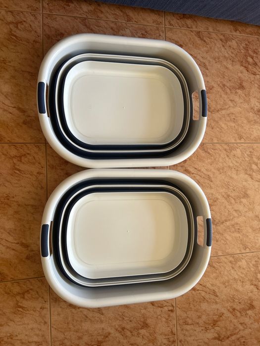 Retractable Buckets512609378727383041