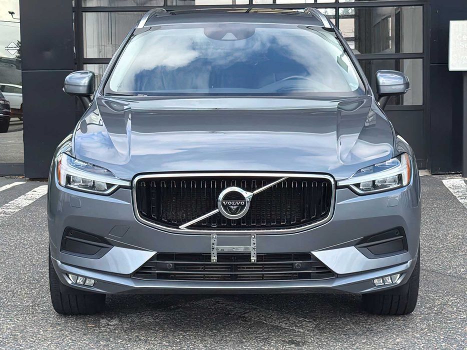 Volvo XC60 T5 Momentum      2020
