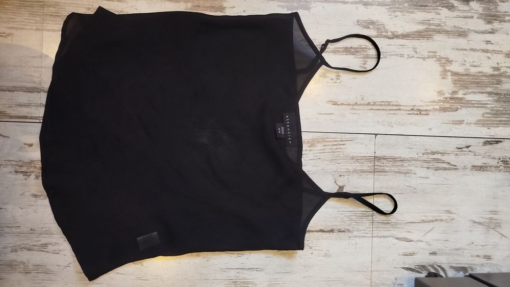 Eleganckie bluzki damskie rozm S/M