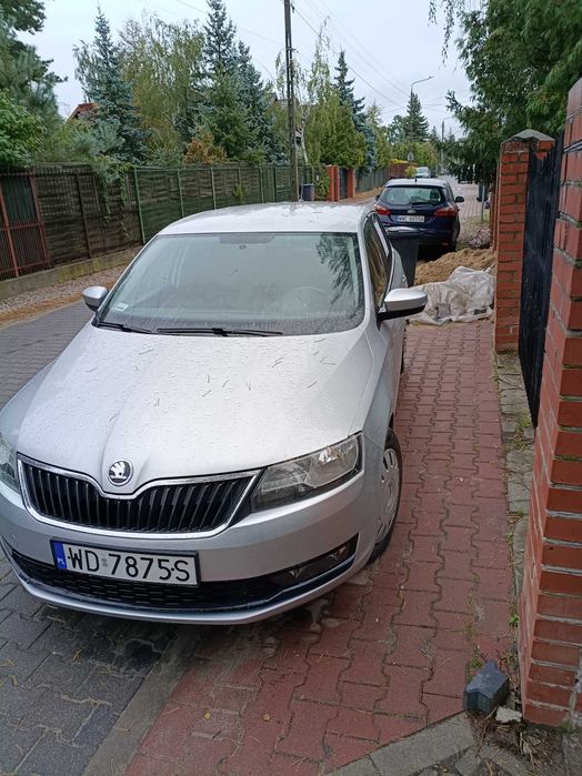 Skoda Rapid Srebrna
