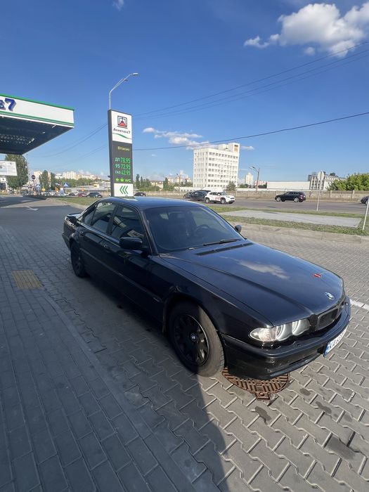 Продам BMW 735І E38