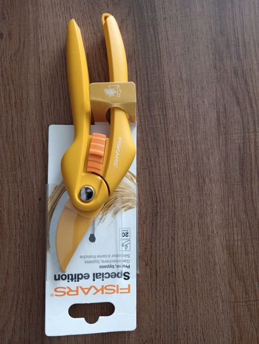 Fiskars sekator nożycowy P26