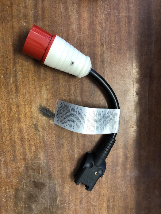 Переробка зарядки з 110в на 220в 50гц AUDI e-tron Ауді Європа Обманка