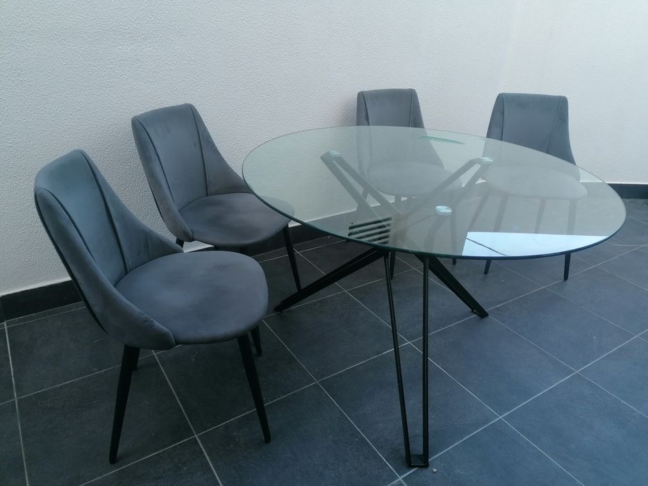Mesa jantar em vidro temperado