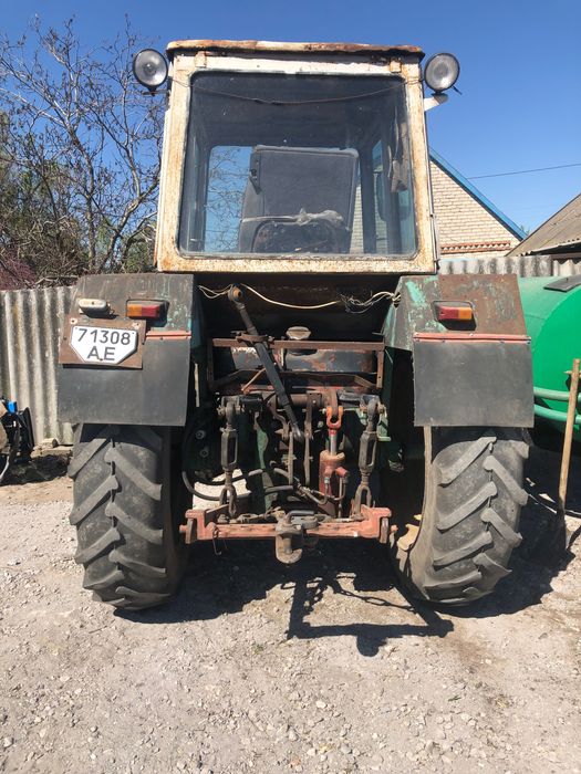 Продам трактор юмз - 6 в рабочем состоянии