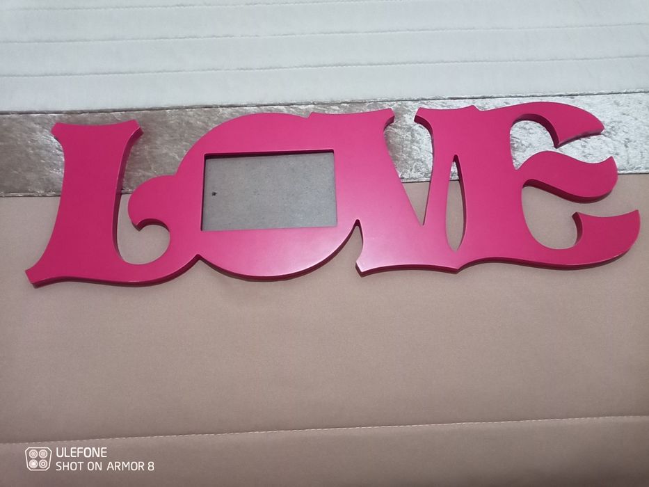 Placa Love e Bonecos Love