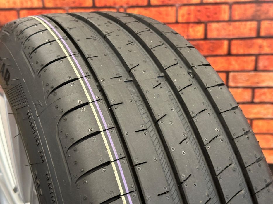 Продам нові оригінальні титани ауді r17