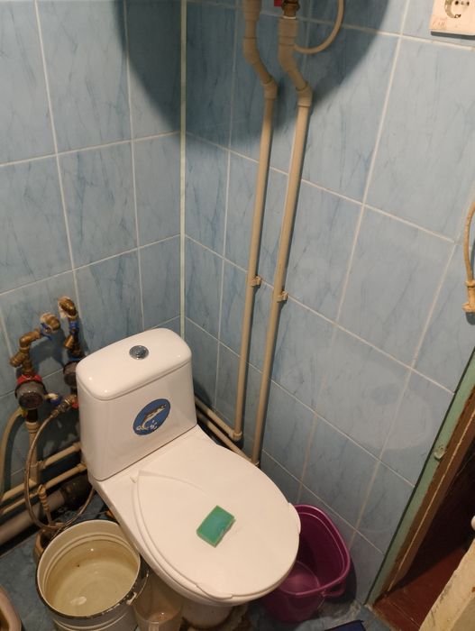 Сантехник устранение утечки