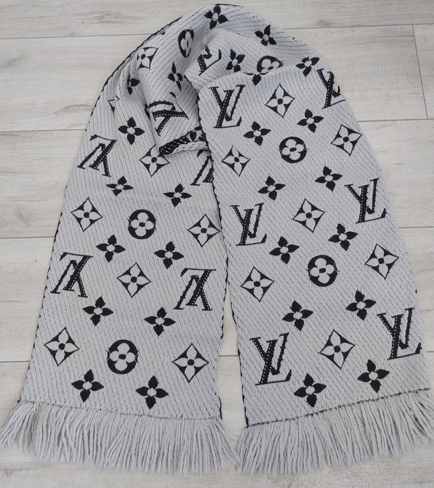 Ciepły szal z monogramem Louis Vuitton