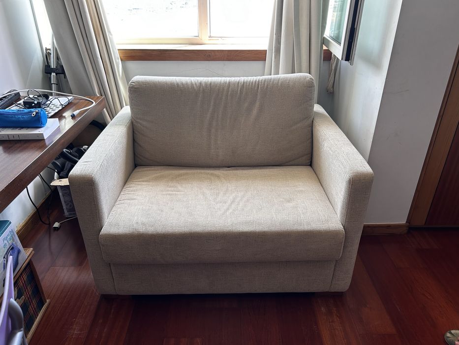 Sofá individual beje