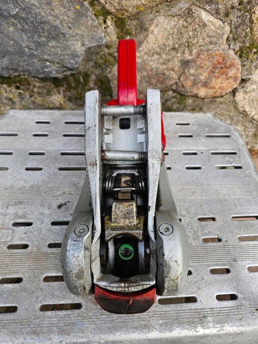 do turystyki zaczep ze stabilizatorem alko aks przyczepy kempingowej