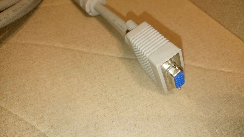 Шнур VGA 5 метров качественный с феритовым фильтром