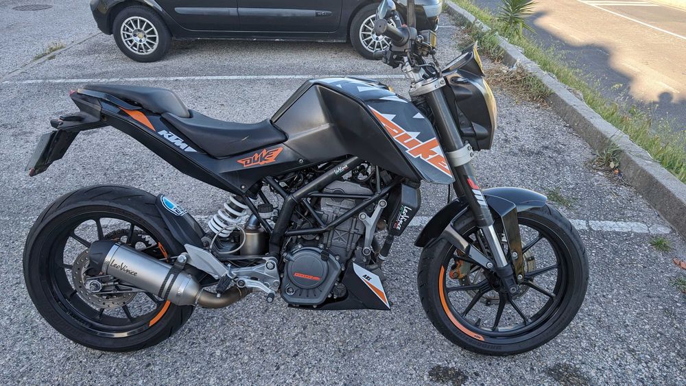 Mota KTM Duke 125