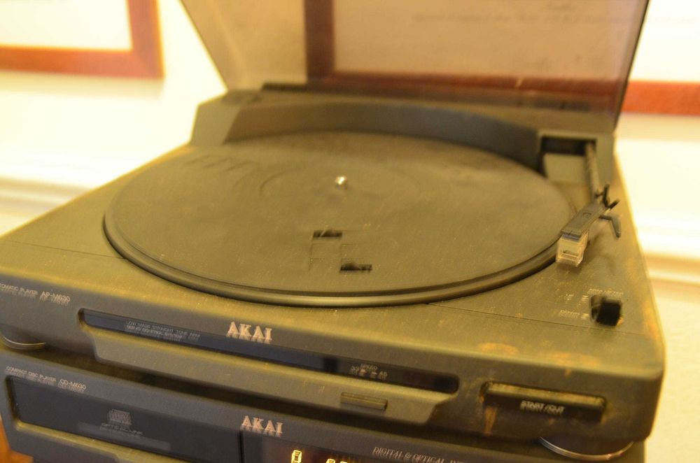 Aparelhagem Akai M-630