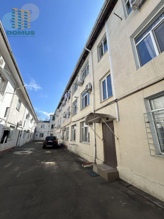 Продам 2 комн квартиру на Молдованке, ул. Лазарева! АГВ! Преображенский парк