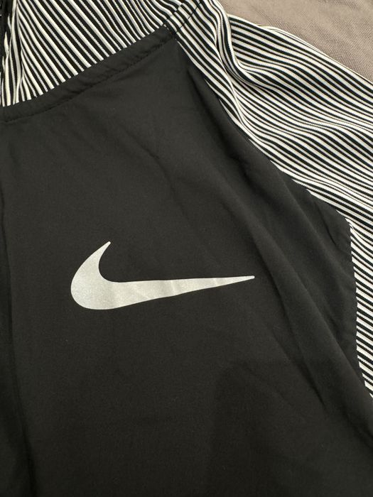 Оригінальна бігова кофта Nike Running Dri-Fit