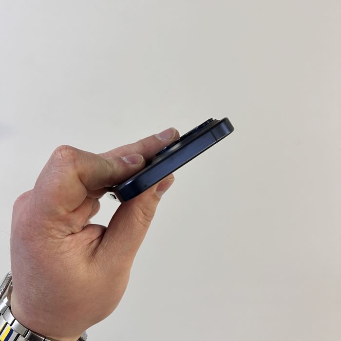 iPhone 15 Pro 256GB Blue Titanium