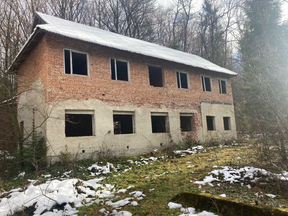 База відпочинку в Карпатах.