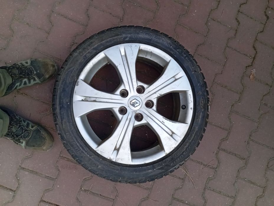 Продам два колеса