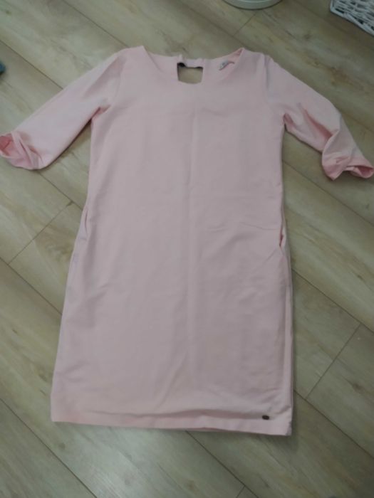 Sukienka dzianinowa kieszenie