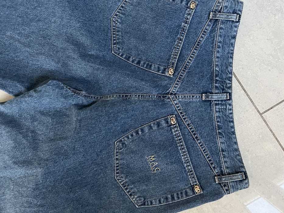 Dzinsowe spodnie damskie Mac