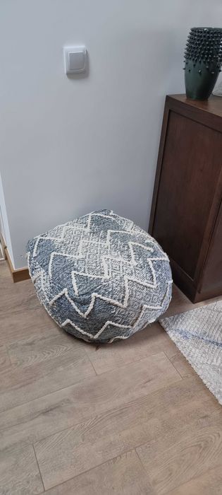 Vendo 2 puffs juntos ou separados